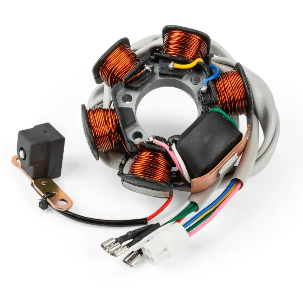 Stator za skuter MotoForce za Piaggio 2T s 4-pin okroglim priključkom.